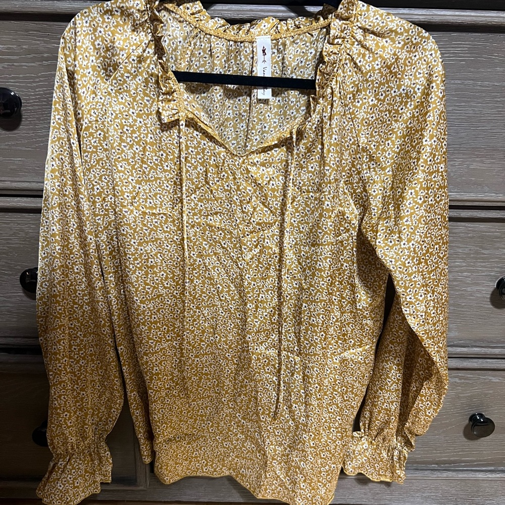 maternity top size small color yellow with flower prints